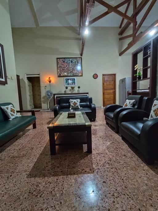 Niki Mawon Homestay Kejayan Dış mekan fotoğraf